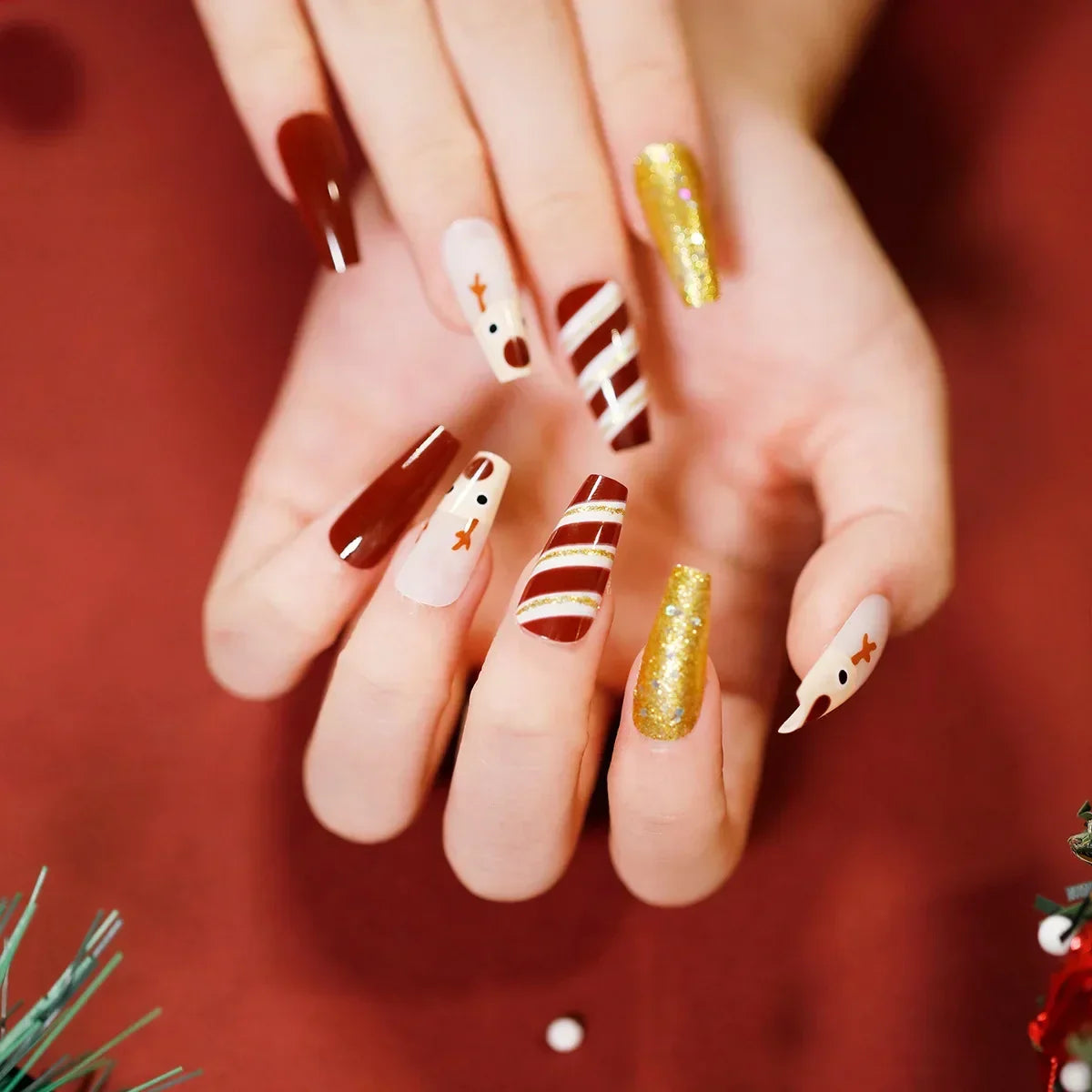 Gold Powder Christmas Fake Nails-22