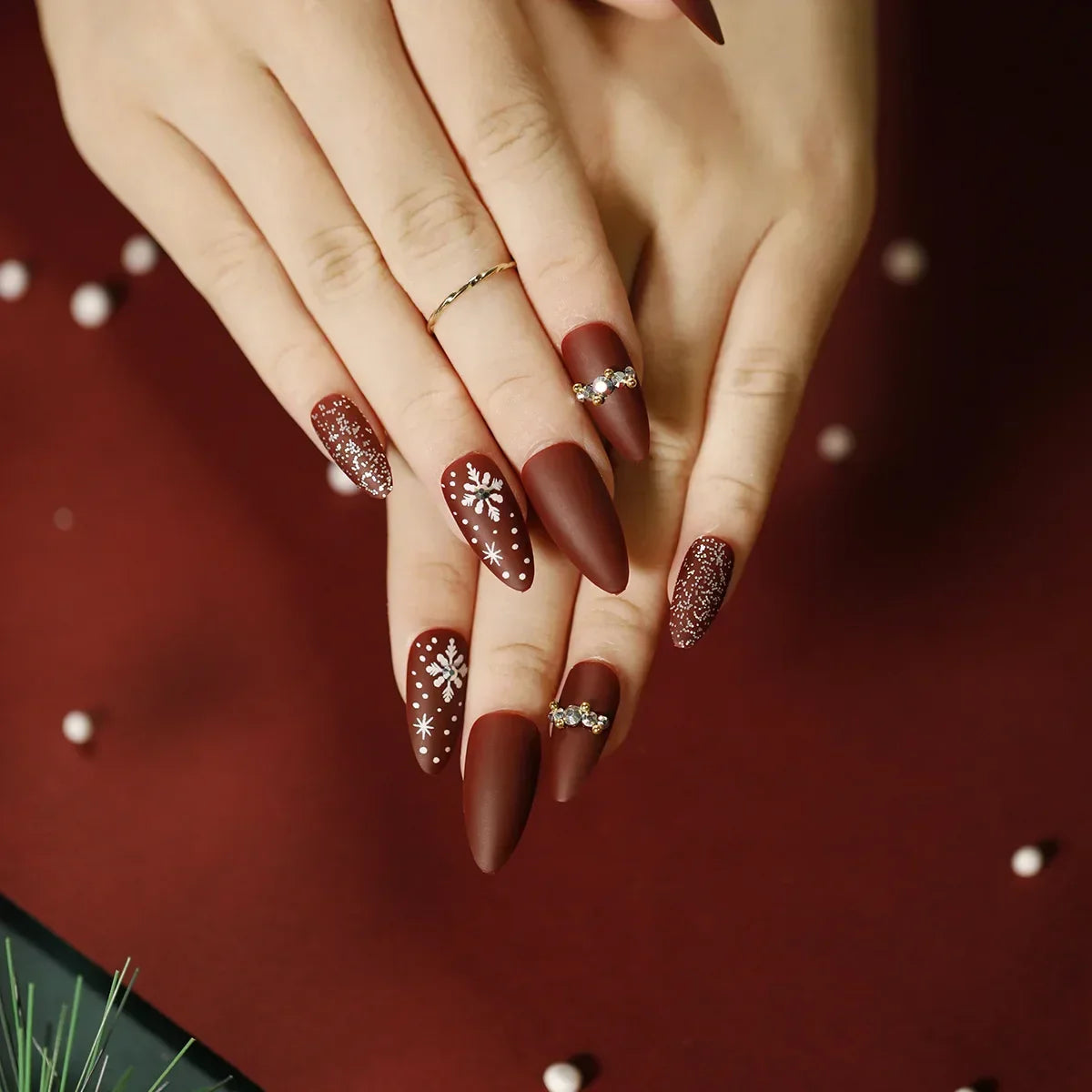 Gold Powder Christmas Fake Nails-57
